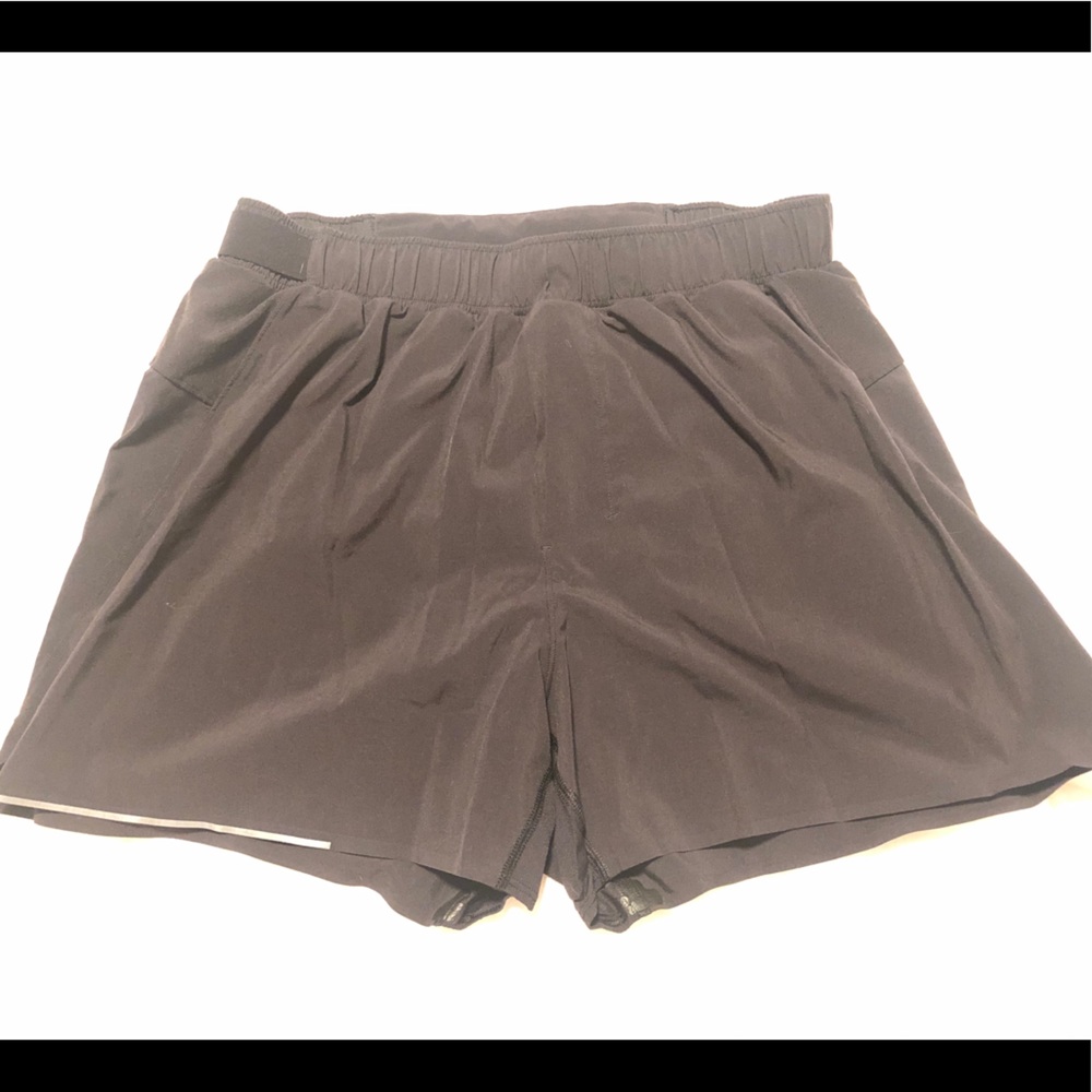 Lululemon Surge Short 5” M black with mesh liner